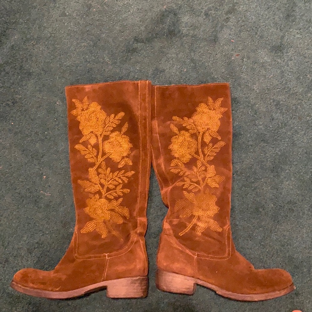 Sundance suede boot